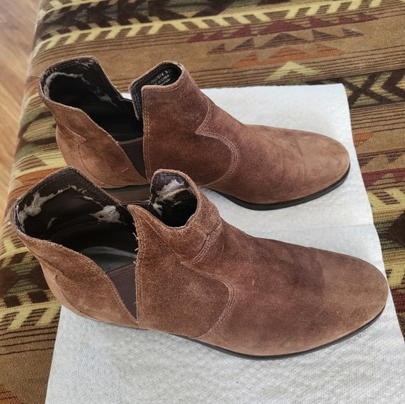 Women's boots - Picture 2 of 10